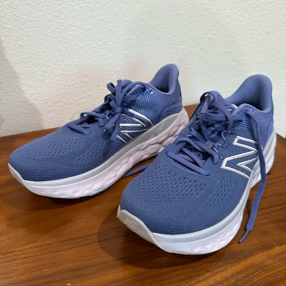 New Balance Blue and White More v3 Sneakers - Picture 2 of 6